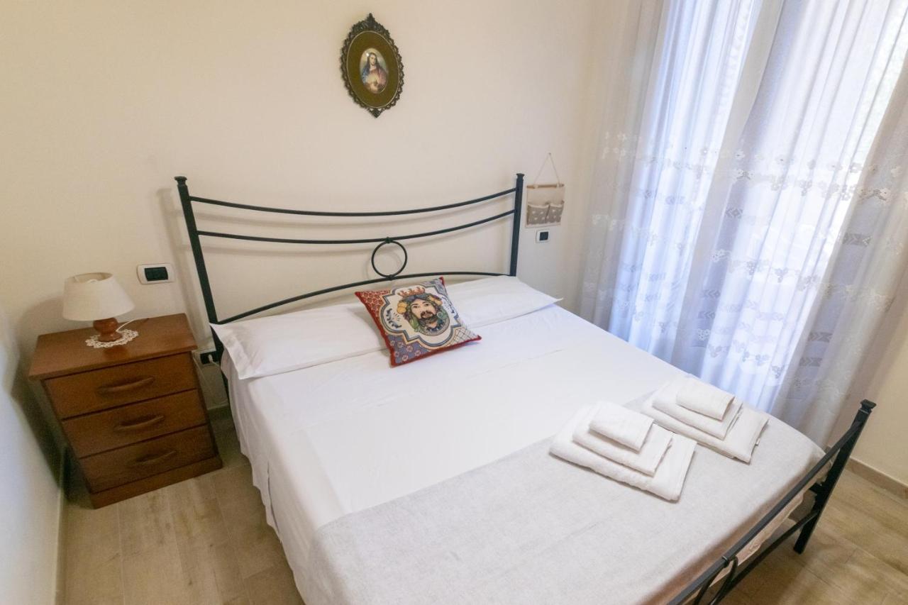 Corallo Holiday House Acitrezza Aci Trezza Exteriör bild